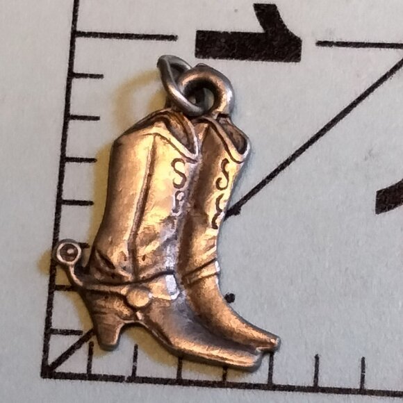 Cowboy Boot Pendant Charm Silver Western Style - Picture 2 of 3